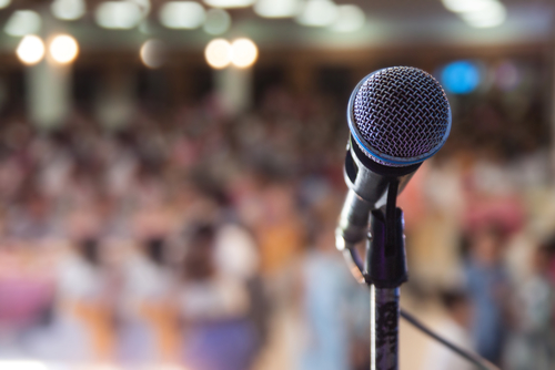 Life Hacks: 5 Public Speaking Tips